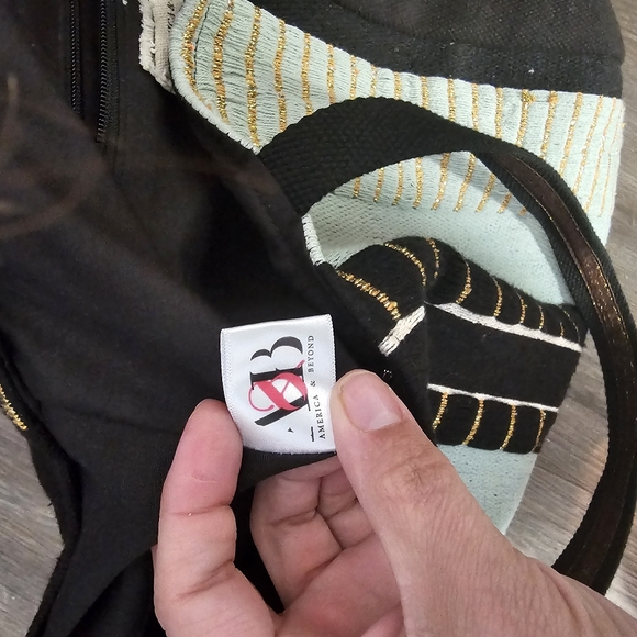 American and Beyond tote boho bag - Picture 4 of 5